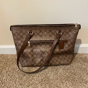 Large Coach Tote Brown/signature logo
